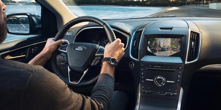 The high-tech 2019 Ford Edge