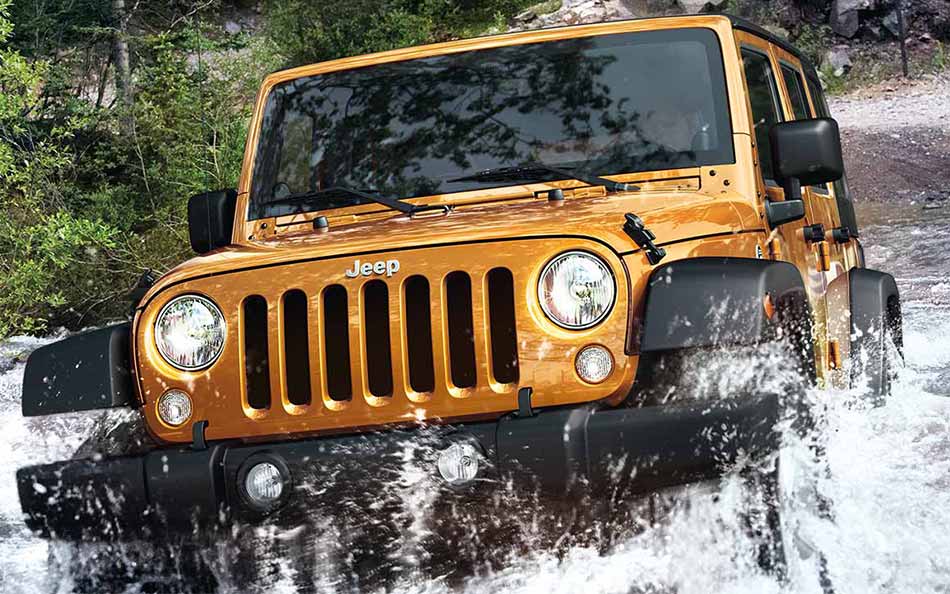 2-2014-wrangler-unlimited-sahara-ampd_med.jpg