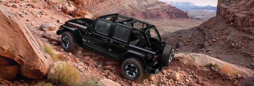 2018-Jeep-Wrangler-UnlimitedRubicon-SUV-L01.jpg
