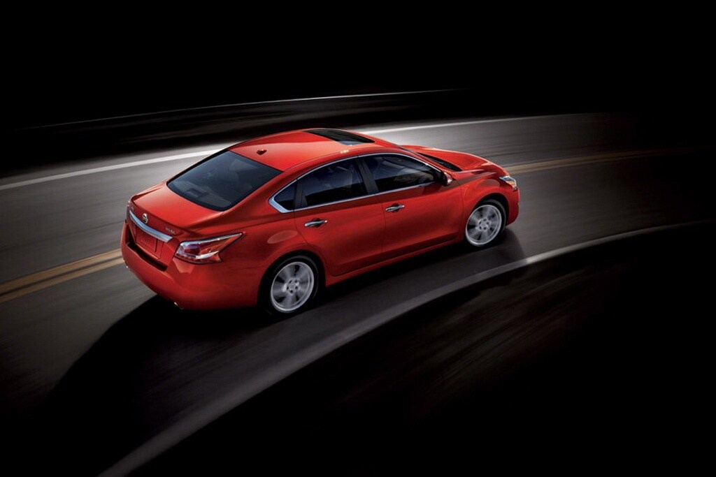 2013-nissan-altima-image.jpg