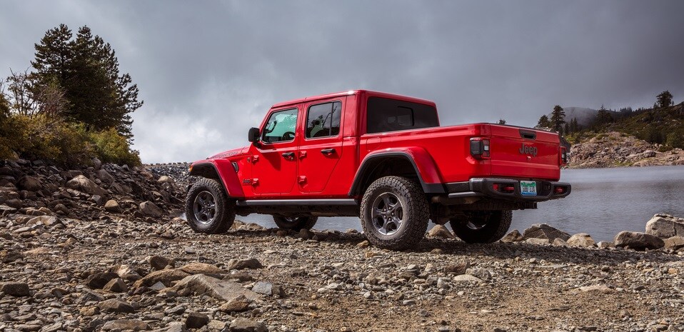 2021-Jeep-Gladiator-Truck.jpeg