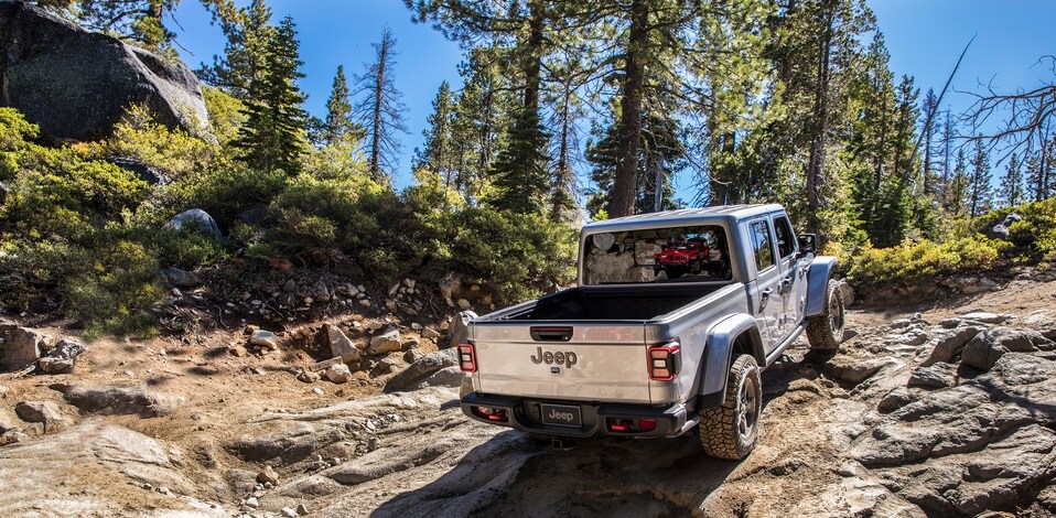 2021-Jeep-Gladiator-Rubicon-Truck.jpeg