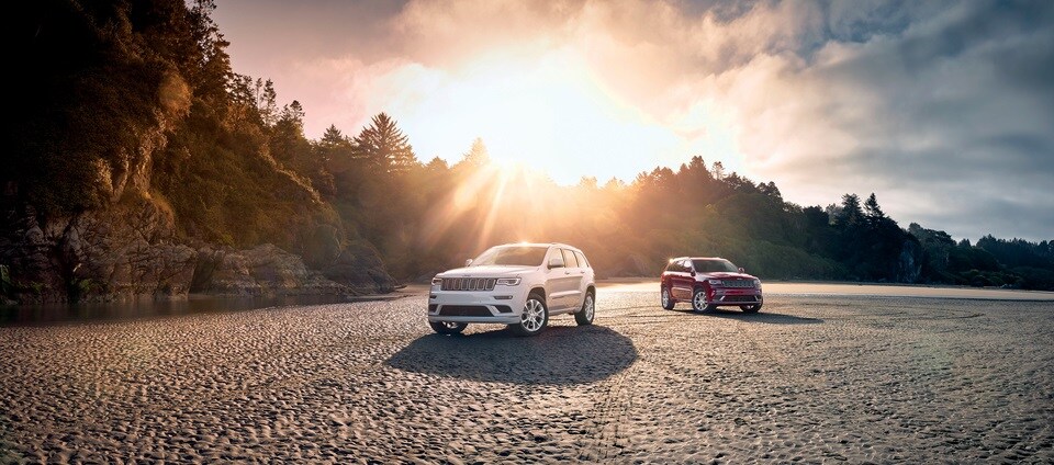 2021-Jeep-GrandCherokee-Summit.jpg