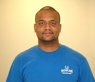 Staff member Luis Figueroa from ID_be98070d254a