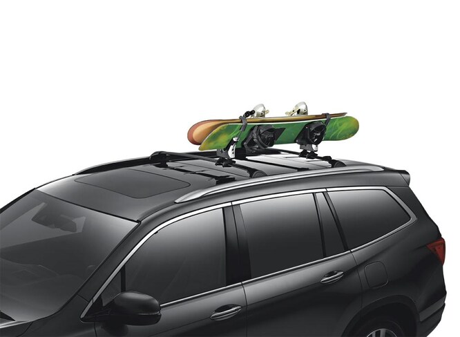 1641_PLT_Roof_Snowboard