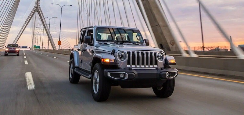 MY21-Wrangler-Gallery-Exterior-Feature-Sahara-Desktop.jpg.image.1440 copy.jpg