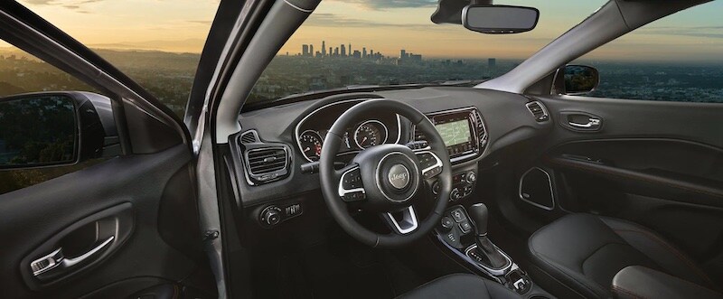 MY21-Compass-Interior-Hero-Desktop copy.jpg