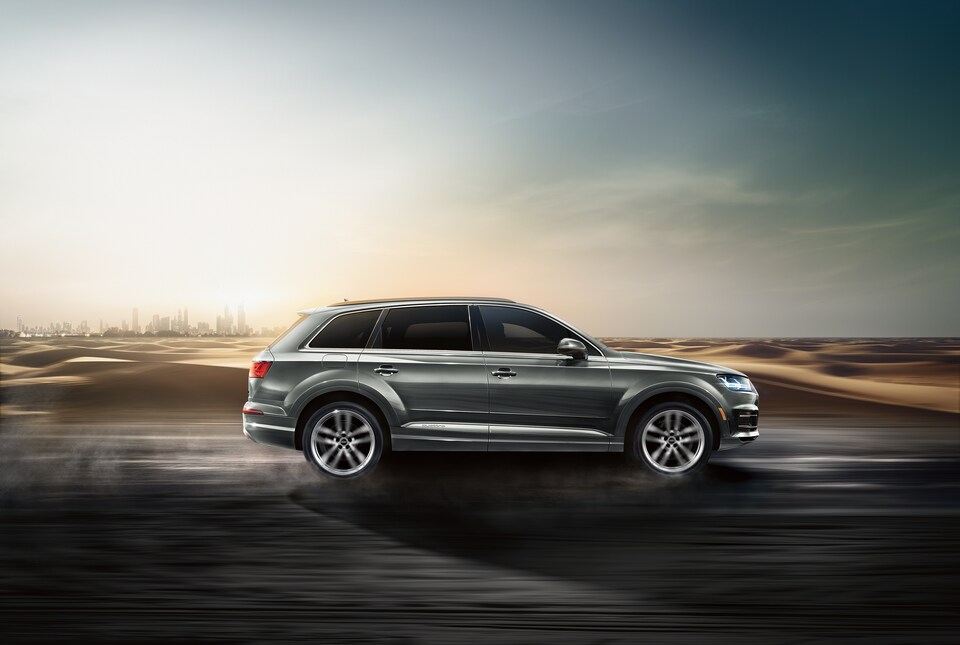 2019-Audi-Q7-3.0TPremium-SUV-L02.png