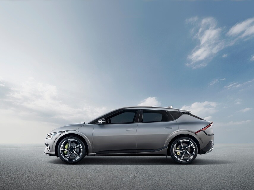 2023-KIA-EV6-GT-SUV-L02 Cropped.jpg Kia EV6