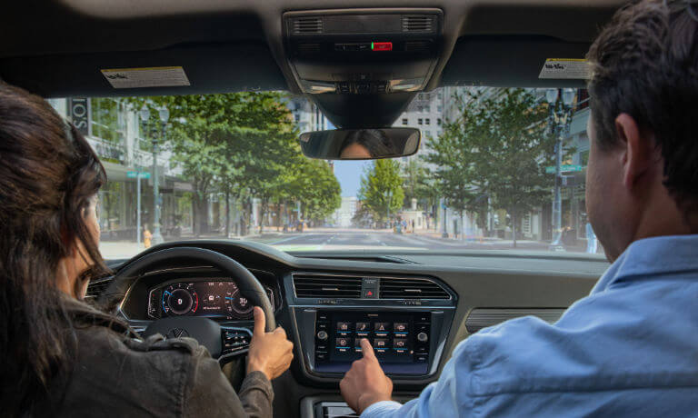 2023 Volkswagen Tiguan Interior Front