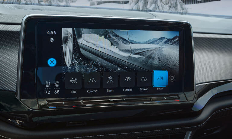 2025 Volkswagen Atlas Cross Sport Interior Rear Camera