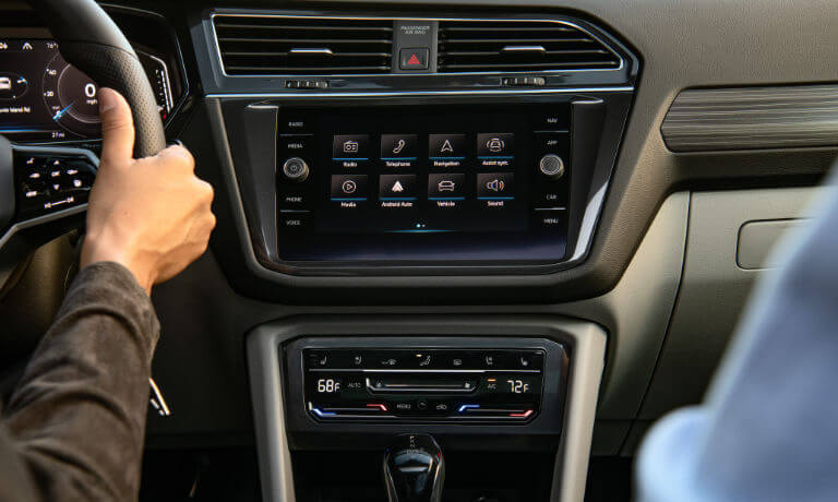 2023 Volkswagen Tiguan Interior Infotainment