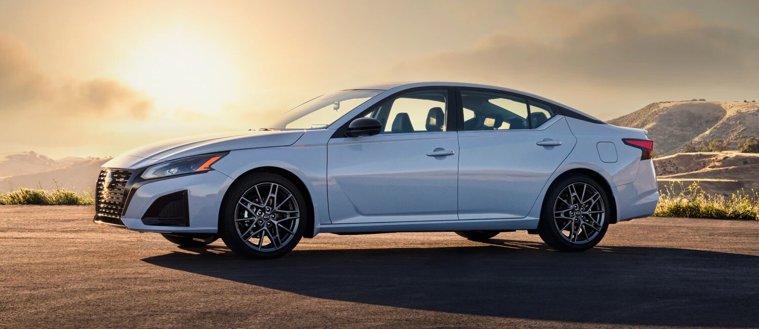 2023-nissan-altima-side-profile-in-rolling-hills.webp