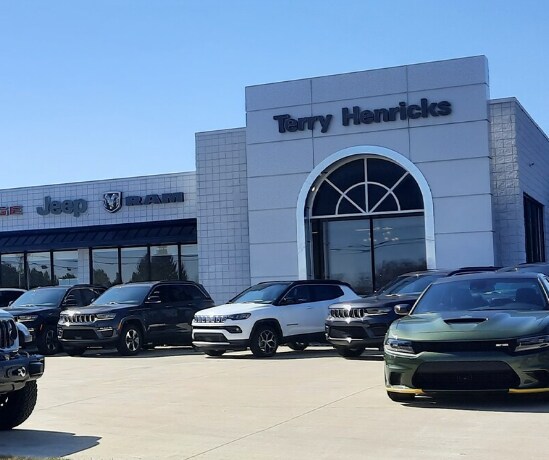 https://pictures.dealer.com/t/terryhenrickscdjcllc/1234/59ab145fd4d04eb59f4667b68aa6463a.png