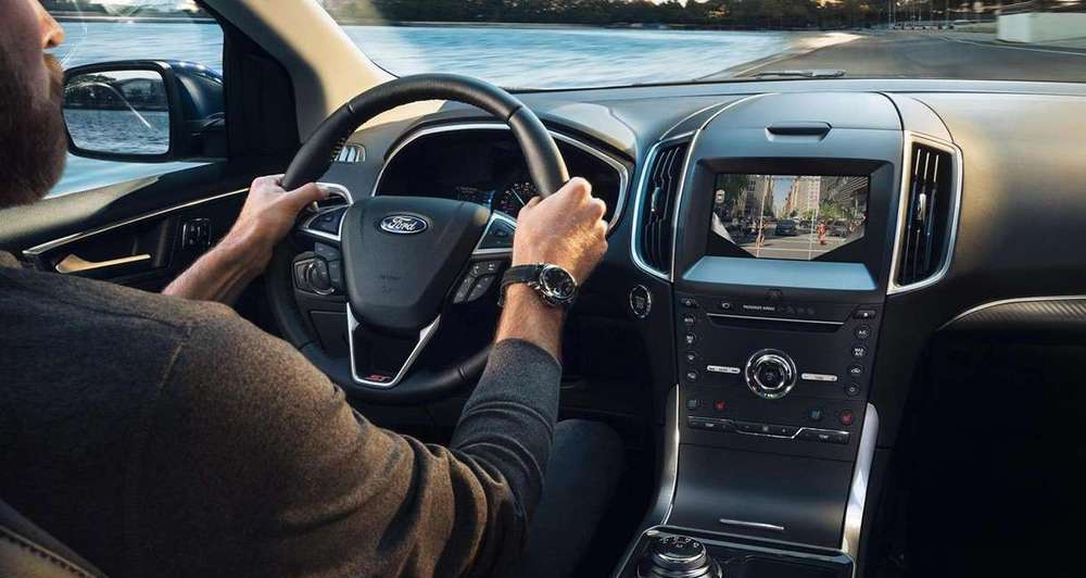 2019 Ford Edge Interior Cockpit.jpeg