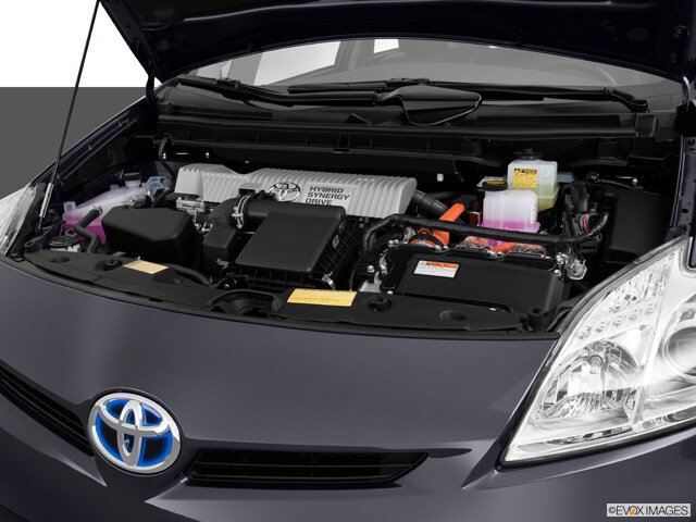 toyota prius engine.jpg