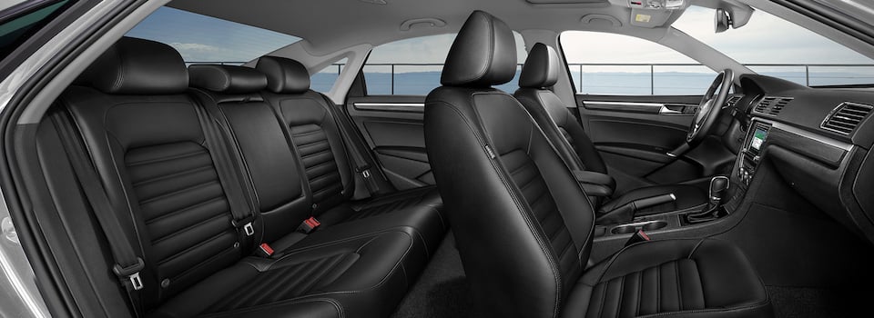 2018 Volkswagen passat in black Interior 2018 Volkswagen passat in black Interior
