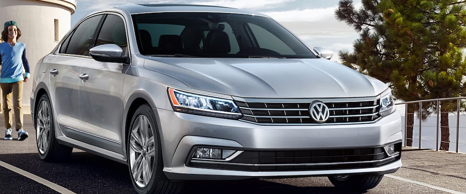 2018 Volkswagen passat in Orange 2018 Volkswagen passat in Orange