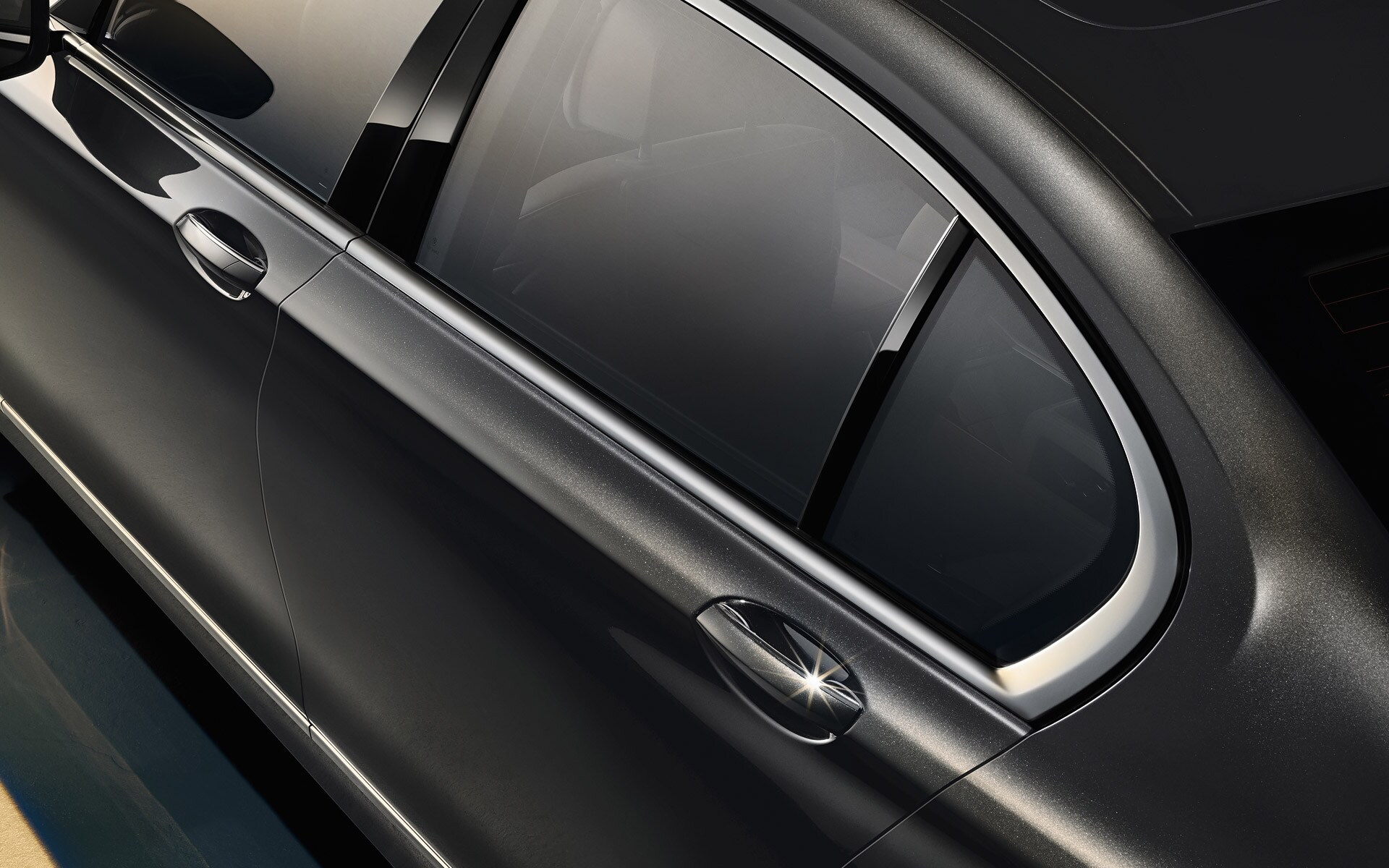 04-7-series-wallpaper.jpg