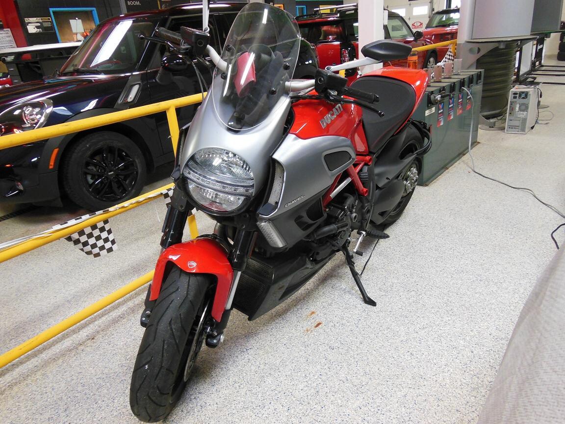 DUCATI 4.JPG