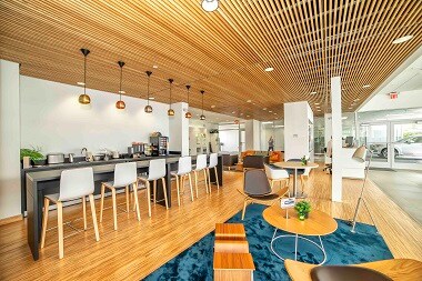 lounge.2.jpg