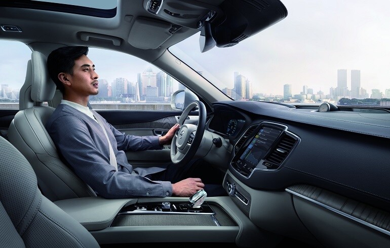 2021 XC90