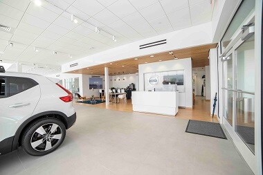 showroom.2.jpg