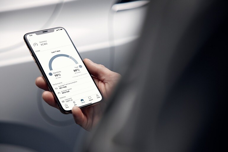 2021 XC60 cell phone