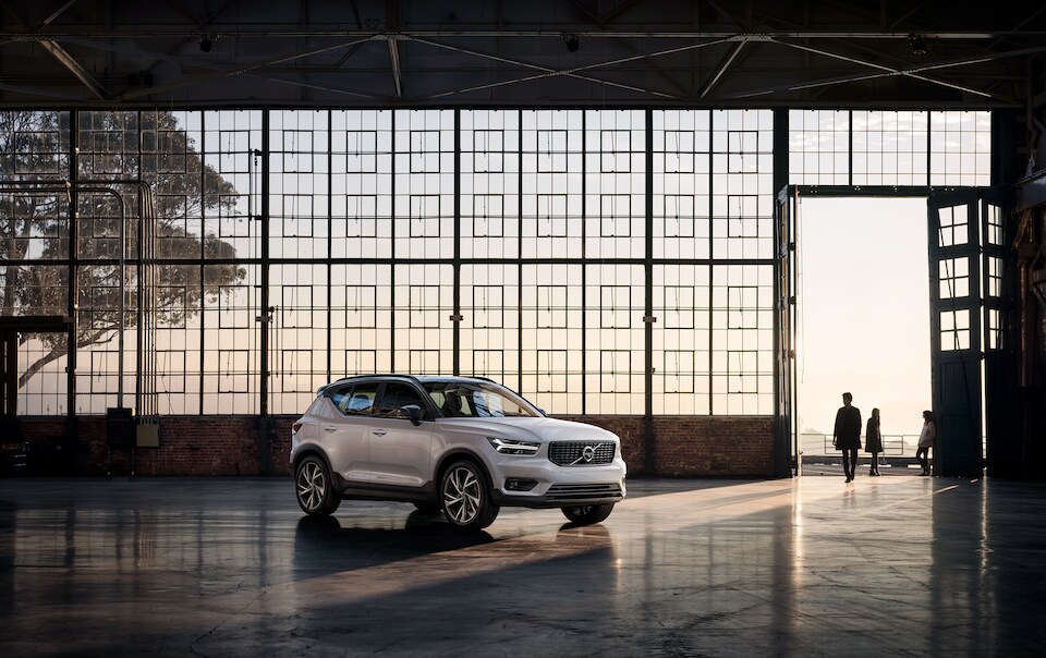 2019-Volvo-XC40-RDesign-T5-SUV-Orlando-FL.jpeg