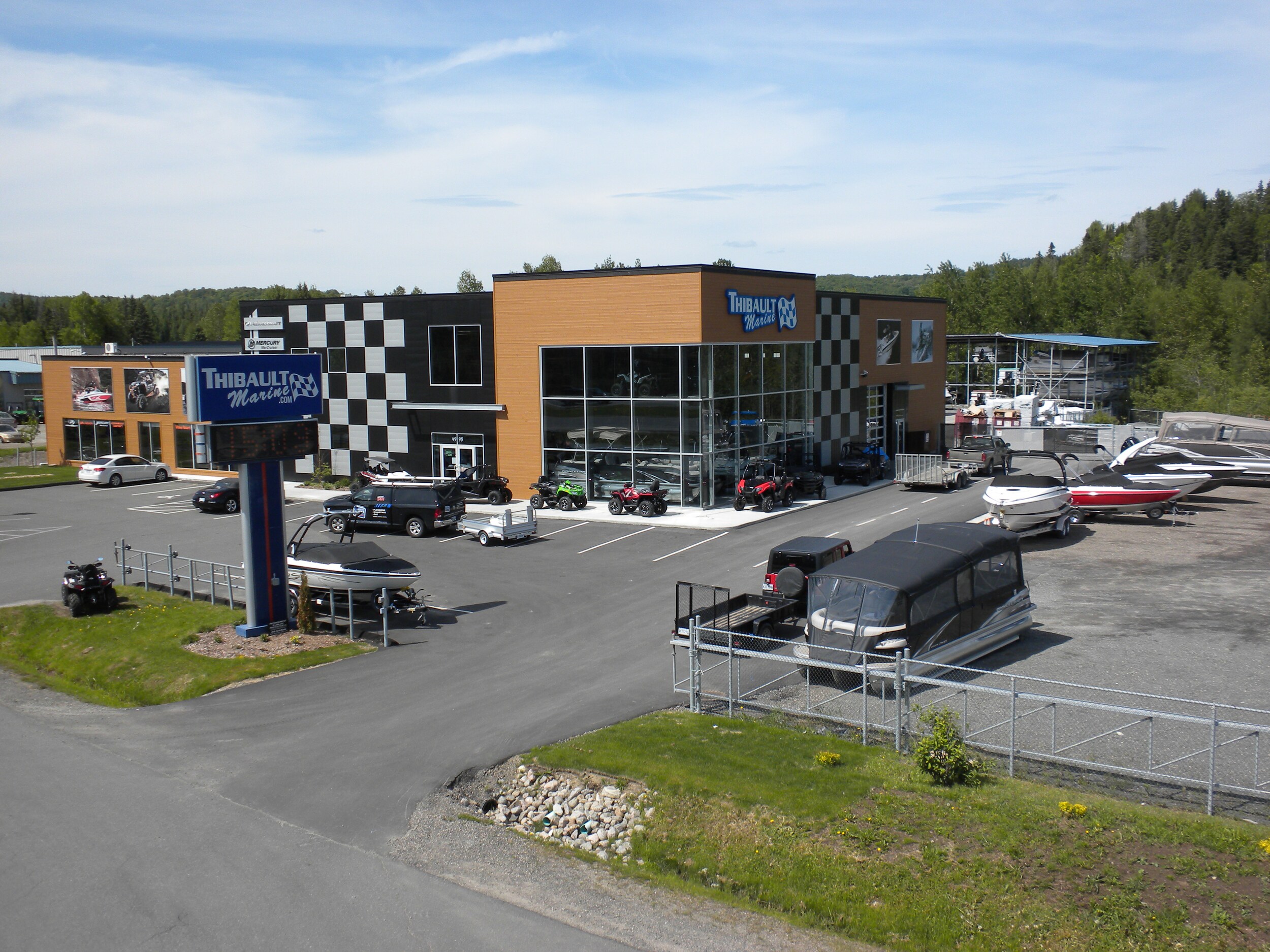 Thibault Marine Inc. BATEAU, VTT, QUAD, PONTON, LAURENTIDES, MONTREAL