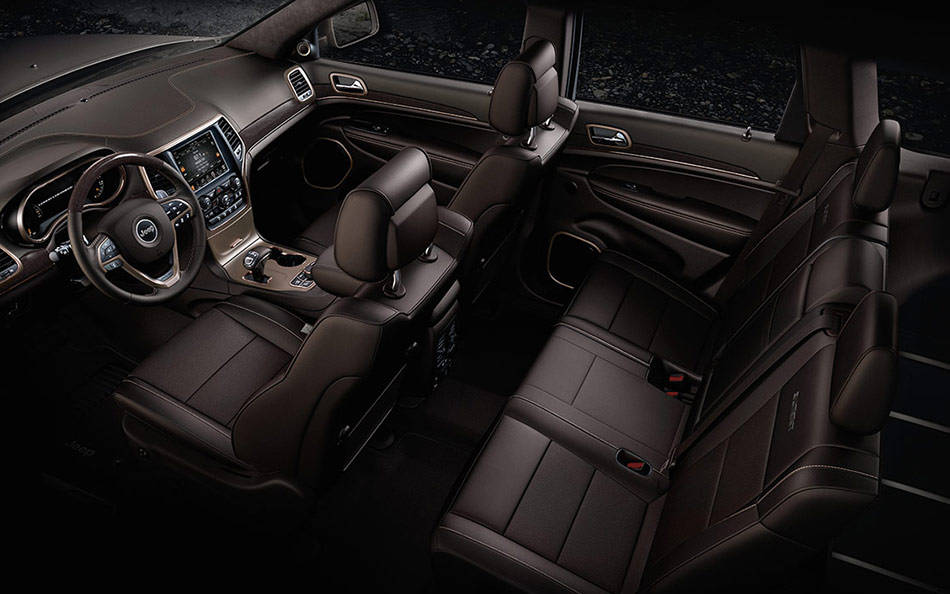 2015 Jeep Grand Cherokee Interior.jpg 2015 Jeep Grand Cherokee Interior