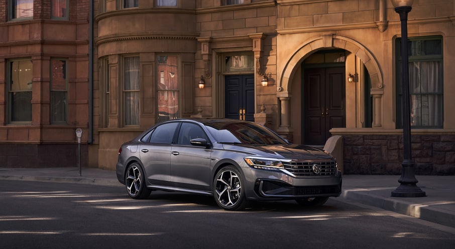2020-Volkswagen-Passat-RLine-Sedan-L11-2-3.png
