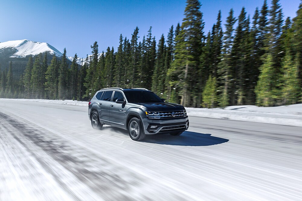 2020-Volkswagen-Atlas-SELrline-SUV-L052-3.png
