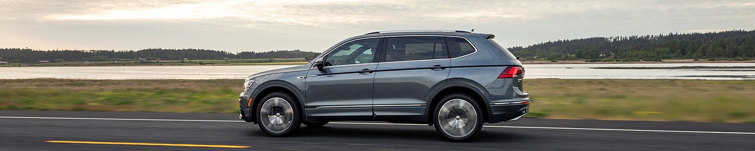 2020-Volkswagen-Tiguan-SELPremium-RLine-SUV-L11-header.png