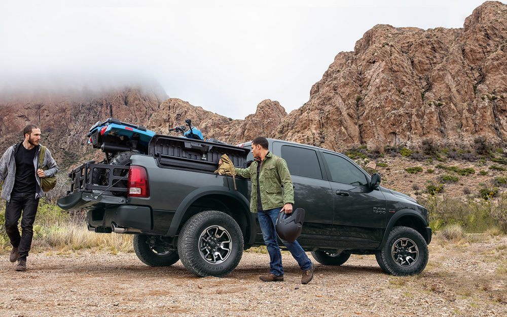 2018_Ram_1500_Rebel_RamBoxCargoManagement.jpg.image.1000.jpg