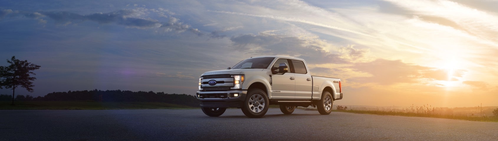 2017 Super Duty Lariat.jpg