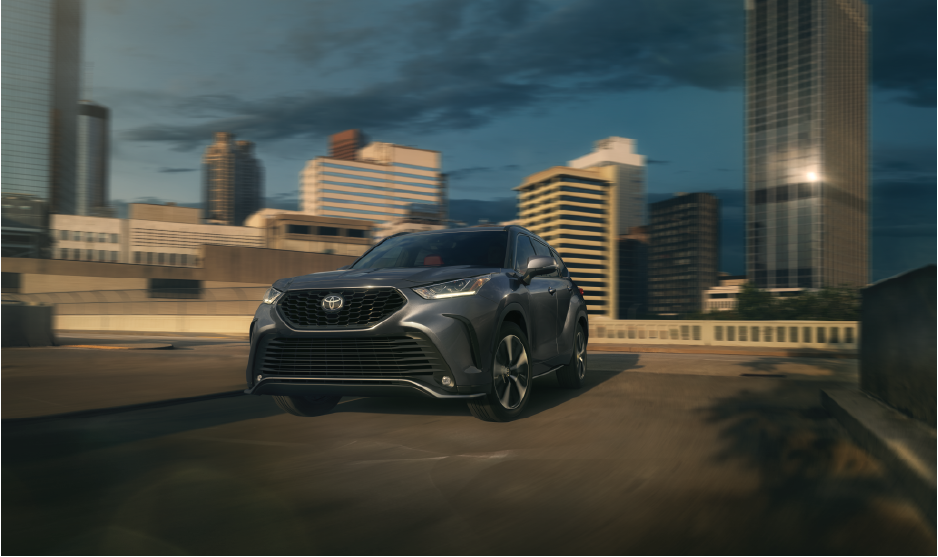 2022 Highlander - Action Shot - Top of Parking Garage.png