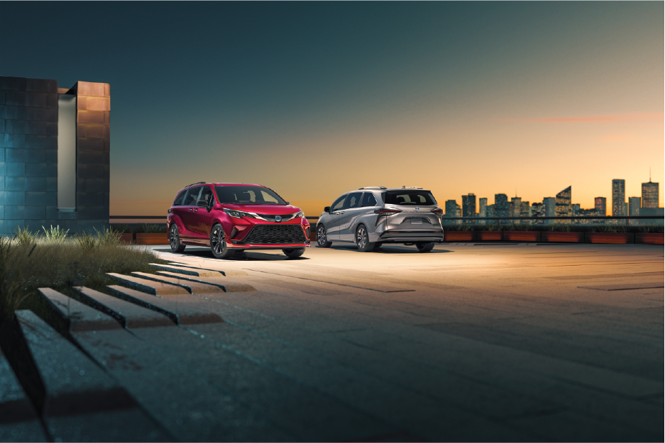 2022 Sienna - Sunset Shot of 2 Vans.png