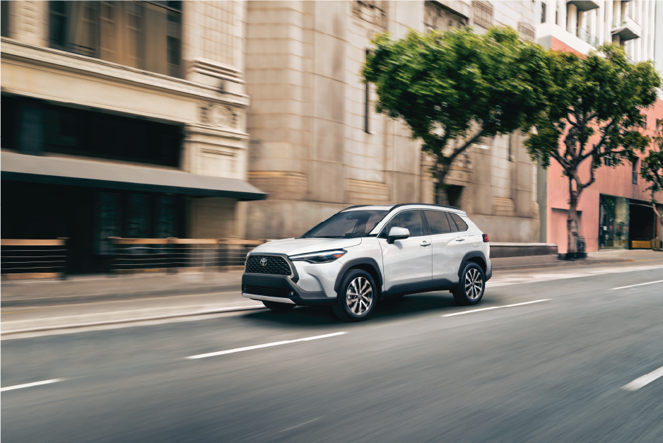 2022 Corolla Cross - White - City View.png