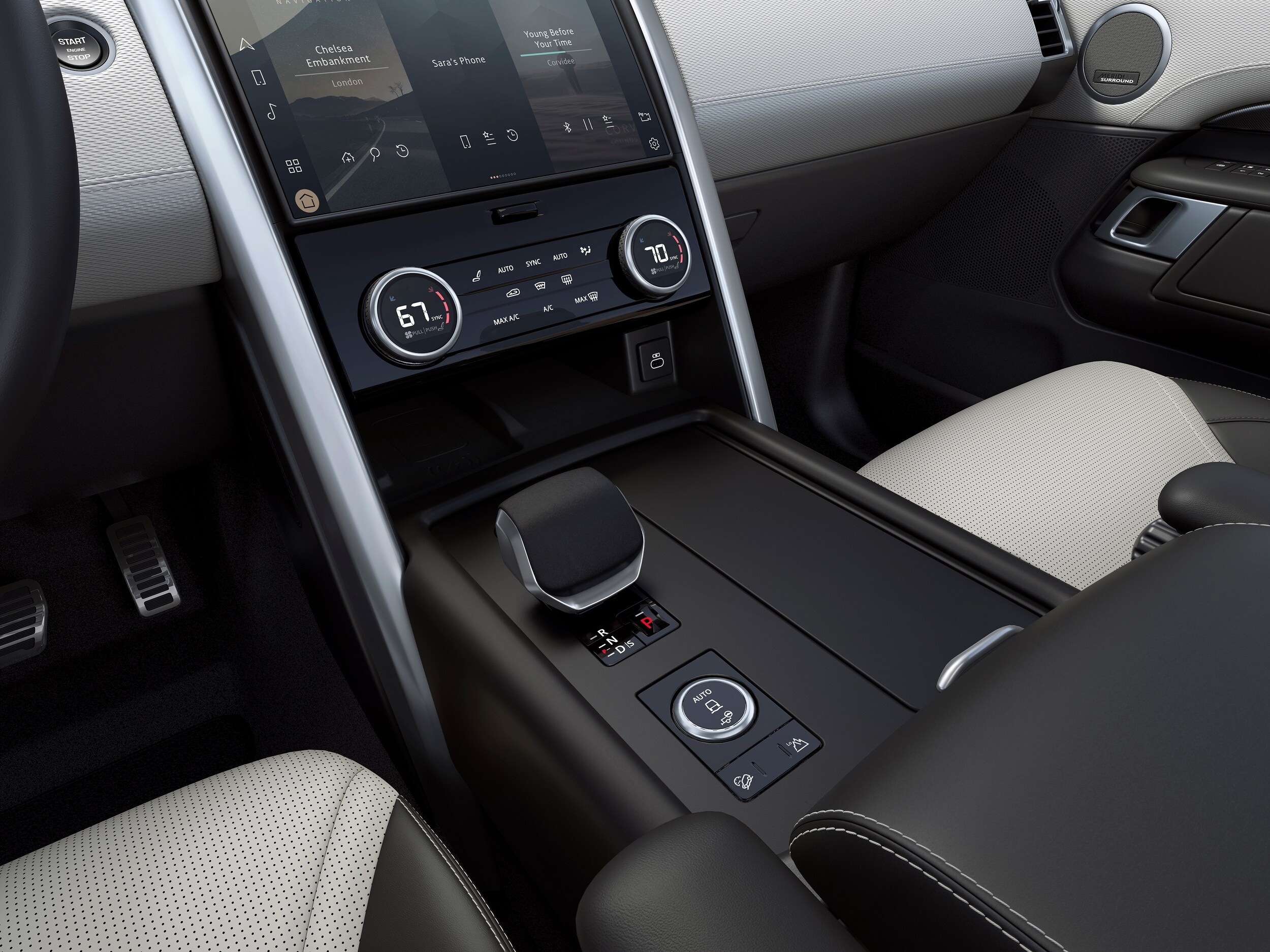 2021-LandRover-Discovery-RDynamicS-SUV-I02.jpg