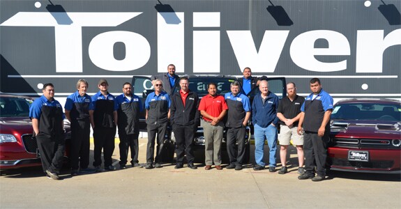 Toliver_WEB_SERVICETEAM_DSC1284_575x300_Export_2_72dpi.jpg
