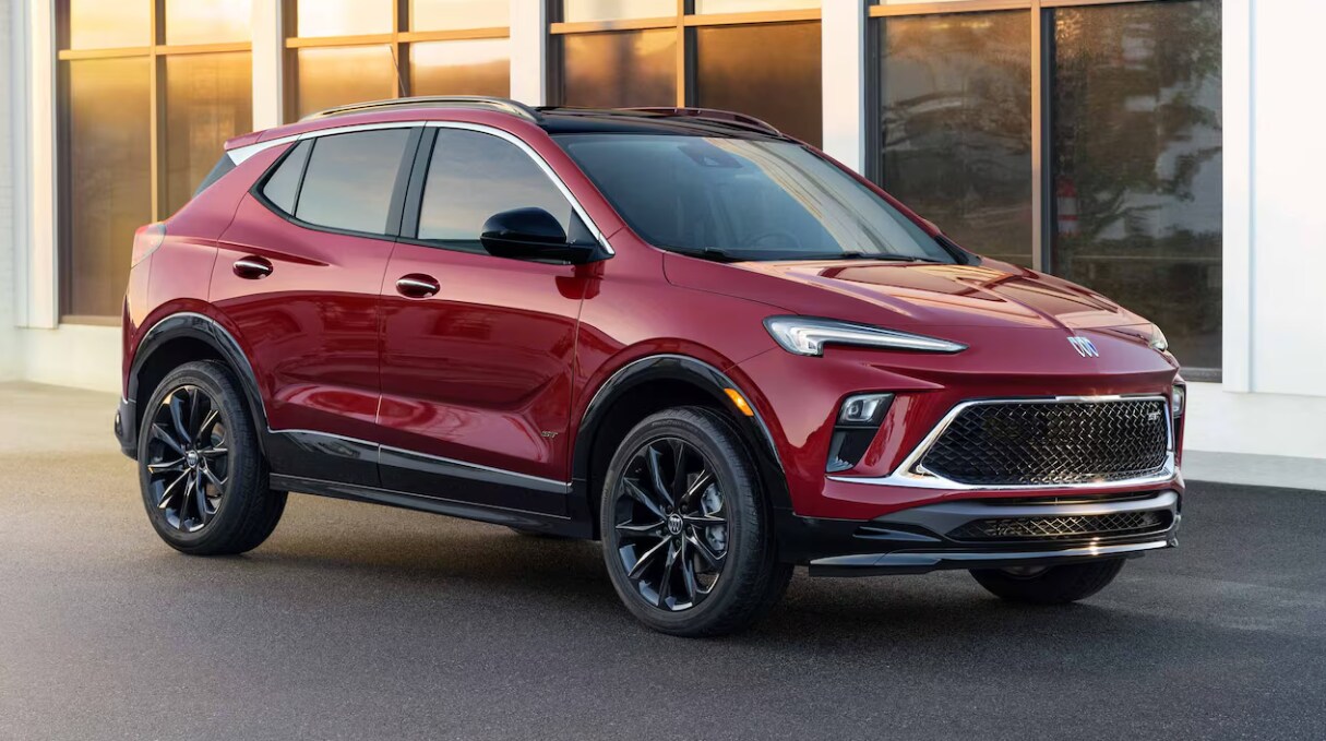 Side profile view of the 2025 Buick Encore GX Side profile view of the 2025 Buick Encore GX