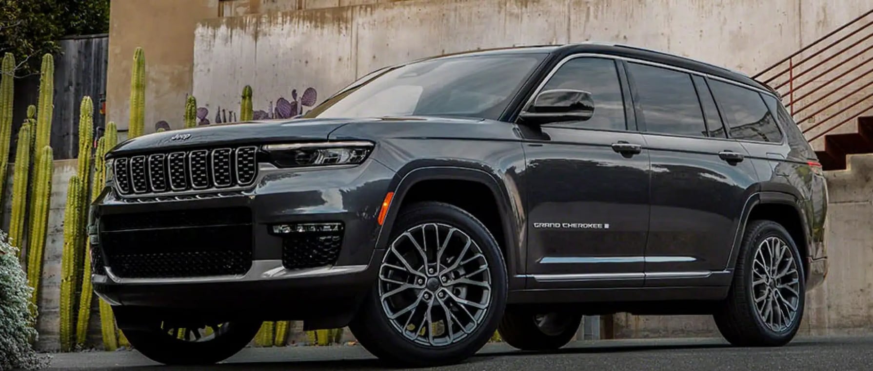 2022 Jeep Grand Cherokee L.png
