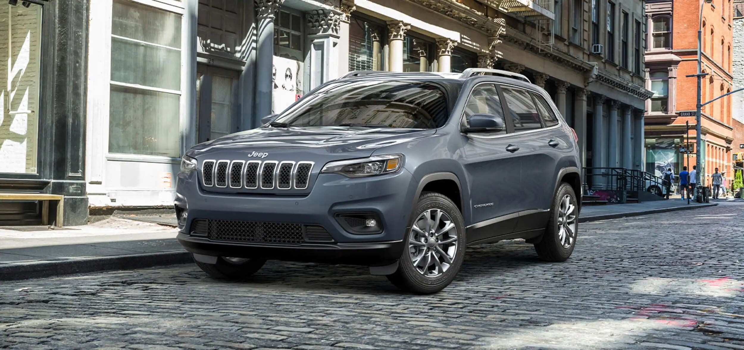 2021-Jeep-Cherokee.jpg