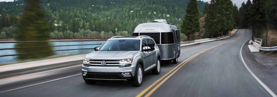2018-Volkswagen-Atlas-V6SEL-SUV-L02.png