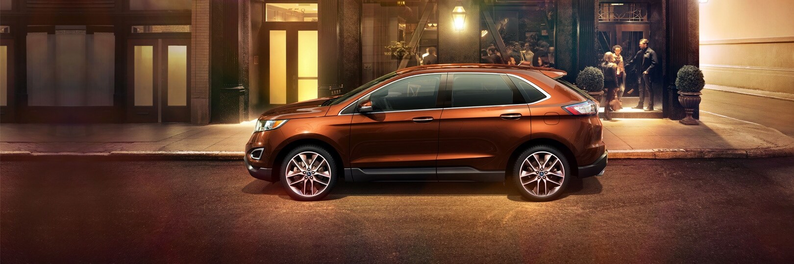 2017-Edge-SUV_04.jpg