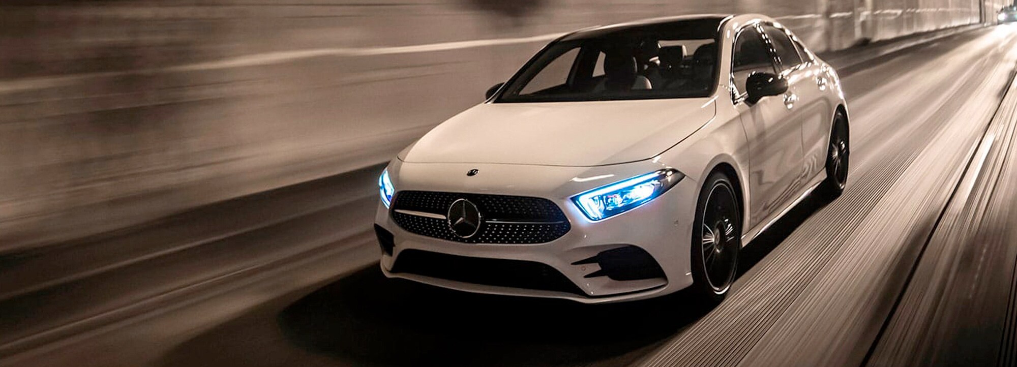 2020mercedesbenza220