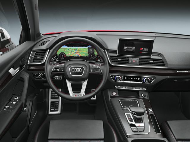 Audi SQ5 interior