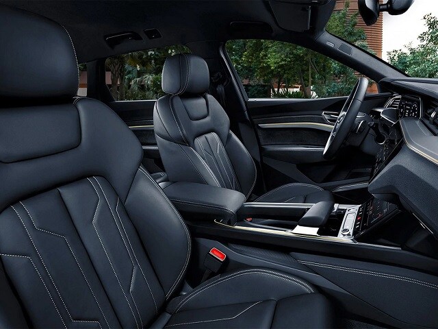 Audi e-tron interior