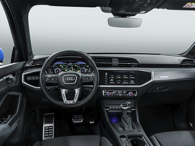 Audi Q3 interior